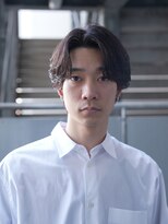 レタッチバイフィフス(RETOUCH by fifth)&nbsp;原宿メンズパーマニュアンスパーマフェザーパーマセンターパート
