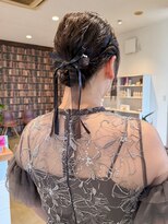 アンドファイン ヘアビューティー(＆Fine hair beauty)&nbsp;肩上でも叶うまとめ髪ヘア