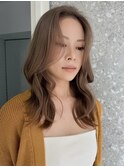 ミディアムハッシュカットミディアムレイヤーカットハイトーン