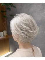 ラメールアヴェダ イオンモール秋田店(Lamelu AVEDA) 美しく歳を重ねる大人のためのシルバーレイヤーボブ