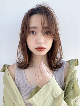 ガーデントウキョウ(GARDEN Tokyo) 【GARDEN荒井夏海】ふんわりエアリーレイヤーロブ×かきあげ前髪