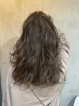 ソルトウォーター 南堀江(SALT WATER) オリーブグレージュ