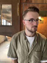 リバレッジ 広尾(Leverage) 大人の海外七三分けヘア