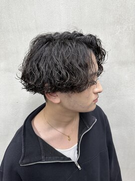 ダズルヘアーエイチ(DAZZLE hair H) 尾崎指名/波巻きパーマ×センターパート