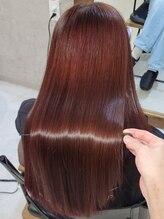 スリー(THREE) 髪質改善トリートメント  縮毛矯正　髪質改善ストレート　梅田