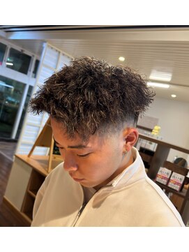 フリーダムリアン 山口ゆめタウン前店(freedom lien) カット&特殊パーマ