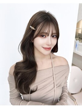 アマトウキョウ アユンチェ(AMA TOKYO×AYUNCHE) 韓国ヘア　2wayバング  レイヤーカット くびれヘア  顔周り/