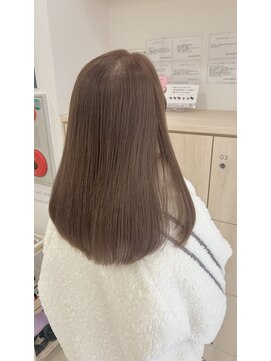 カペリベラ 寝屋川店(Capelli Bella) ベージュカラー