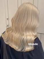 ベレーザ 渋谷(BELEZA)&nbsp;14410ブリーチ＆ダブルカラーホワイトブロンドハイトーンカラー