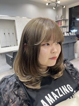 アデプト 北千住店(adept) 【adept北千住　エリ】ふわっとワンカール×オリーブグレージュ