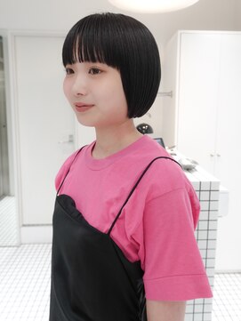 ノーヴァン デフォーム(NOVAN DEFORM) ミニボブ・ワイドバング