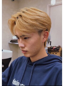ヘアアンドフェイス ルースト(hair&face ROOST) MEN’S HAIR/センターパート/ニュアンスパーマ