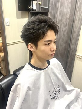 グレイスフル バーバープラチナム 六本木店(Graceful Barber platinum) ショートフェザー