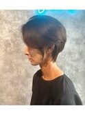 ショートヘアスタイル