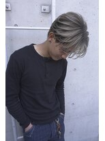 ピア ヤクイン(Pia Yakuin) 海外風バレイヤージュ