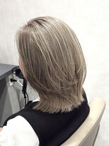 ソウ 奥沢店(Sou)&nbsp;大人女性に似合う白髪ぼかしハイライト
