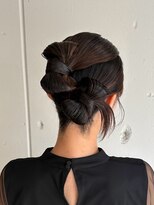 オーラ(ora)&nbsp;【    20代の結婚式お呼ばれリボンヘアセット】