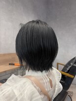 モク(mok) ☆毛先が軽くくびれるレイヤーボブ