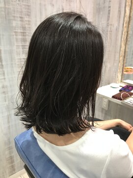 ルシール バイ アリア(Lucir by aria) ミディアム ダークトーングレー！