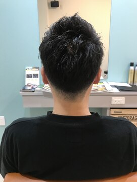 リュタン(LUTIN) LUTIN黒髪短髪ツーブロックスタイル