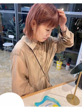 ユー(yew) ピンクベージュボブ