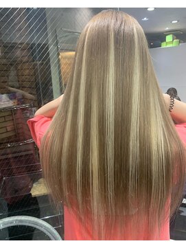 ラフ 難波店(LAFF) #黒髪#ボブルフ#ネビージュ#小顔#ワンレン