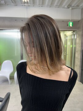 イキ 表参道(iki omotesando) モード/無造作ウェーブ/大人ガーリー[表参道駅]