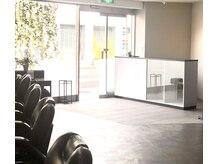 ナチュルの雰囲気(低ダメージ専門店/リタッチコース/オーガニック/ノンジアミン)