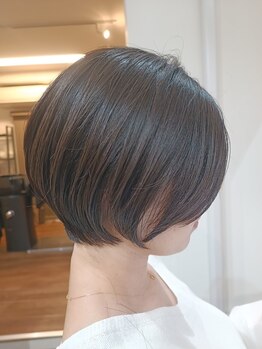 デイズイン(Days in)の写真/【連坊駅徒歩１分】骨格に合わせた似合わせカットや、自然な毛流れを作る顔回りカット◎魅力を引き出します