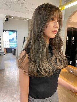 ローレン(LOREN) 透明感髪質改善ベージュダブルカラーミルクティーグレージュ