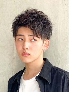 エルマーク 梅田(L-MARK) アップバングツーブロックバーバーフェードツイストメッシュ