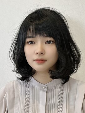 レヴィア(REVIA) レイヤーカット前髪カット顔まわりカット髪質改善