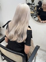 ドットハリス(.Hallis)&nbsp;ホワイトカラー/ハイトーン/髪質改善