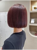 レッドカラーボブブリーチなしぱつっとボブ