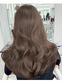 ヘーゼルベージュ　ブリーチなし　レイヤーカット　海外風