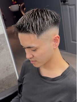 ハーツ バイ レックス 中野(HEARTS by rex) フェザーアップ/スキンフェード/中野駅