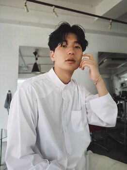 YOLK【4/16 NEW OPEN（予定）】の写真/やりすぎない、でもオシャレ。ビジネス～カジュアルまで幅広く提案。ベーシックの一歩先行くメンズヘア。