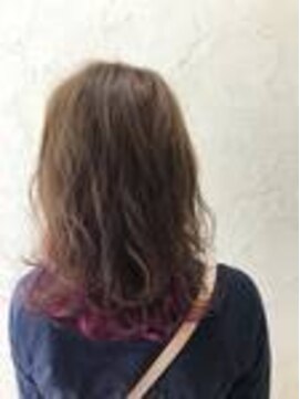 アフ(ahu) 毛先カラー