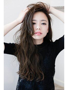 ロロネー(Lolonois) 【Lolonois野田阪神】色っぽいグラマラスロング