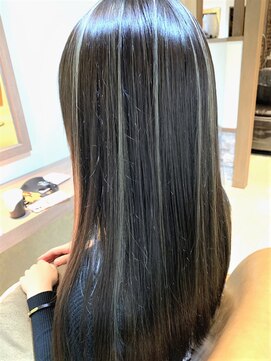 ミューテ(Mu-te) ホワイトライト”艶”