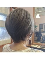 アズヘアー ラペ 三日市店(A'z hair LAPAIX) ショートボブ×グレージュ×白髪ボカシ