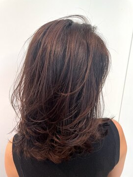 ステア ケース(stair case) 【NATASHA】ミディアムレイヤー