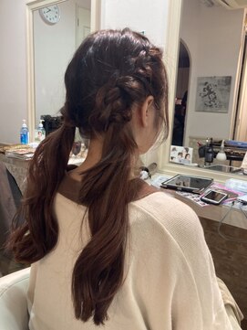 ミエル ヘア 新宿(miel hair) 編み込みツインテール