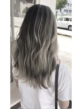 ループ(LOOP) 2ブリーチバレイヤージュ