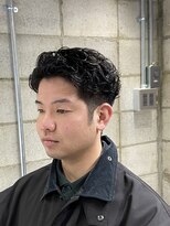 ミナミ(MINAMI)&nbsp;ビジネスパーマスタイル　ツーブロック　国分寺