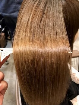 ヘアサロン ドンナ 香芝下田(DONNA)の写真/お客様の悩み、髪質、なりたいイメージを親身になってカウンセリングを行い、薬剤を選定させて頂きます。