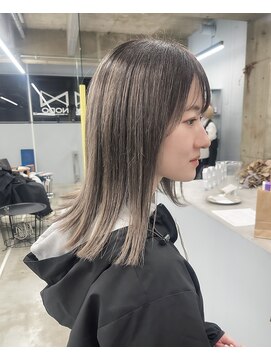 ノード(NODO) シルバーグレージュ