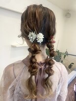 ヘアアンドメイクフリッシュ(HAIR&MAKE FRISCH) ツインの編みおろし