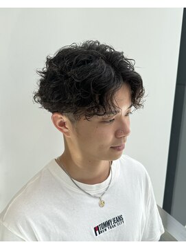 エアー 銀座タワー(AIR) 刈り上げ/パーマ/スパイラルパーマ/メンズカット