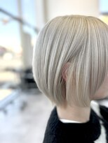 トップスタイル シズオカ(TopStyle SHIZUOKA)&nbsp;プラチナシルバー/ボブ
